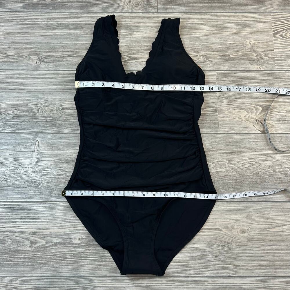 Shade & Shore Black Scallop Top One-Piece Size Medium - NWT - Picture 6 of 6